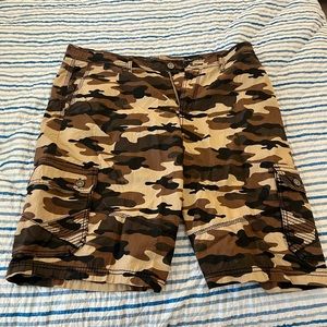 Buckle Black Camo shorts Menn’s